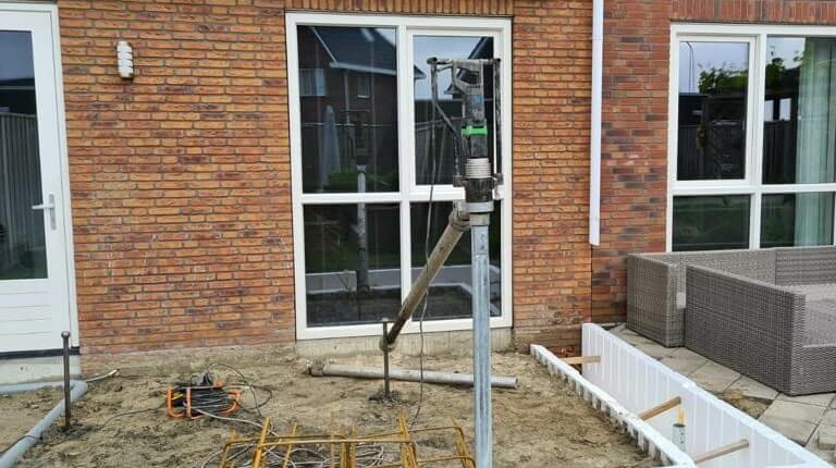 Van Aken Schroeffunderingen - Zonder overlast schroeffundering plaatsen woonhuis
