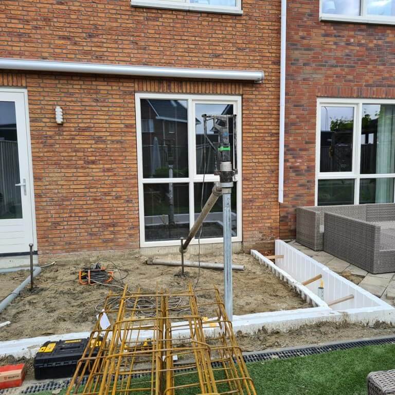 Van Aken Schroeffunderingen - Zonder overlast schroeffundering plaatsen woonhuis