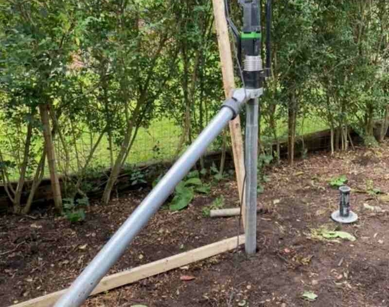 Schroeffunderingen voor tuinhuis in Geldermalsen
