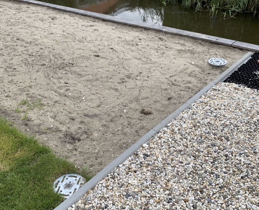 Van Aken Schroeffunderingen realiseert de fundering voor deze zeecontainer