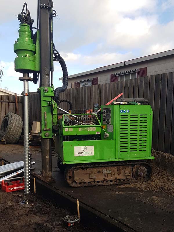 Van Aken Schroeffunderingen heeft onlangs een stabiele fundering gerealiseerd voor vakantiewoning Roelofarendsveen