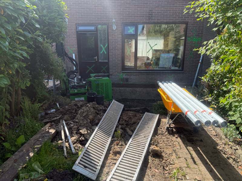 Van Aken fundeert door heel Nederland en Vlaanderen stabiele schroeffunderingen